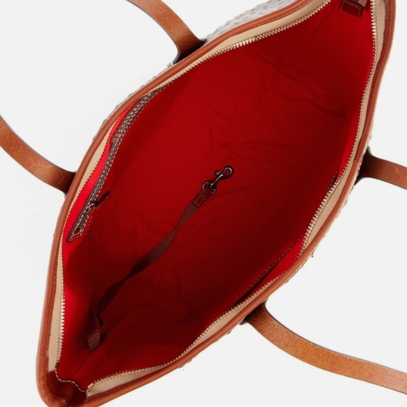 Dooney & Bourke Ostrich Tote/  BOSTR1854 FGKR - Picture 2 of 10